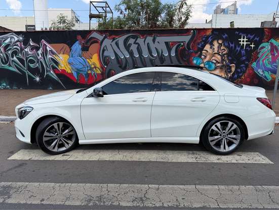 MERCEDES-BENZ-CLA 200-1.6 VISION 16V FLEX 4P AUTOMÁTICO MERCEDES-BENZ-CLA 200-2017