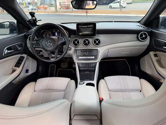 MERCEDES-BENZ-CLA 200-1.6 VISION 16V FLEX 4P AUTOMÁTICO MERCEDES-BENZ-CLA 200-2017