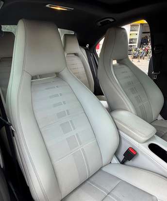 MERCEDES-BENZ-CLA 200-1.6 VISION 16V FLEX 4P AUTOMÁTICO MERCEDES-BENZ-CLA 200-2017