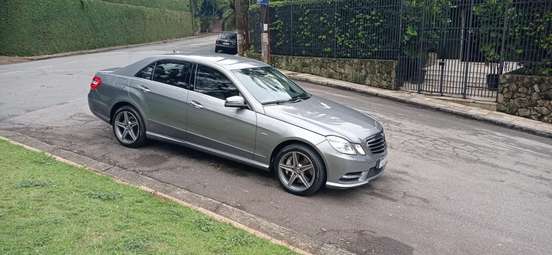 MERCEDES-BENZ-E 500-2011