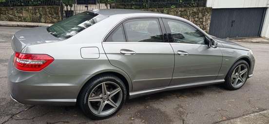 MERCEDES-BENZ-E 500-2011