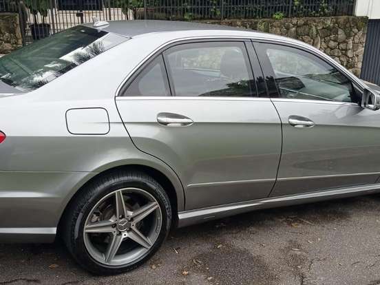 MERCEDES-BENZ-E 500-4.7 V8 CGI GASOLINA GUARD 7G-TRONIC MERCEDES-BENZ-E 500-2011