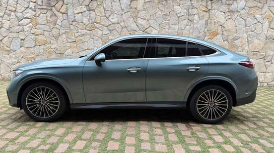 MERCEDES-BENZ-GLC 300-2026