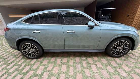MERCEDES-BENZ-GLC 300-2026
