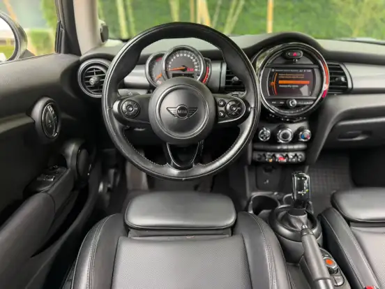 MINI-COOPER-2018