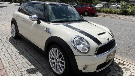 MINI-COOPER-2010