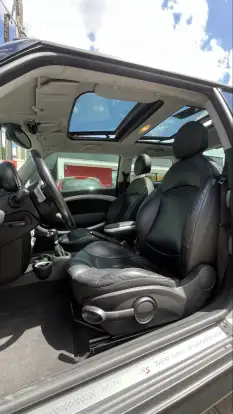 MINI-COOPER-2010