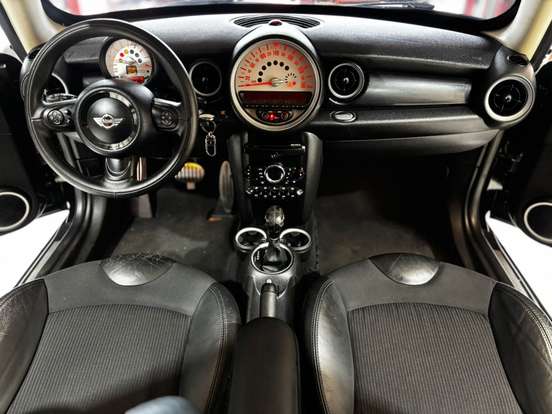MINI-COOPER-1.6 16V GASOLINA 2P AUTOMÁTICO MINI-COOPER-2013