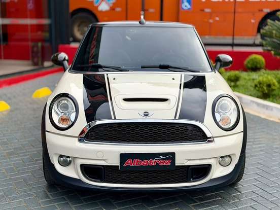 MINI-COOPER-2010