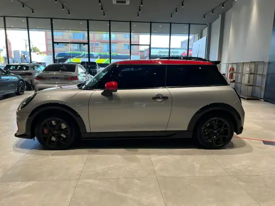 MINI-COOPER-2.0 16V TWINPOWER GASOLINA JOHN COOPER WORKS 2P STEPTRONIC MINI-COOPER-2024