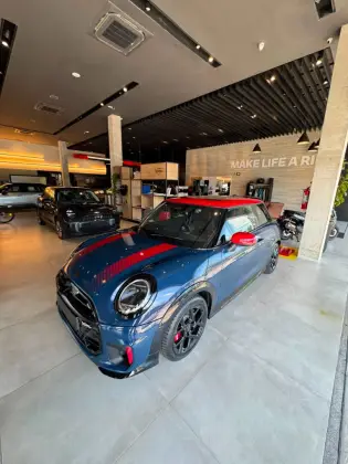 MINI COOPER 2.0 16V TWINPOWER GASOLINA JOHN COOPER WORKS 2P STEPTRONIC