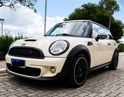 MINI COOPER 1.6 S 16V TURBO GASOLINA 2P AUTOMÁTICO MINI COOPER 1.6 S 16V TURBO GASOLINA 2P AUTOMÁTICO