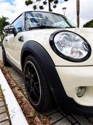 MINI-COOPER-2010