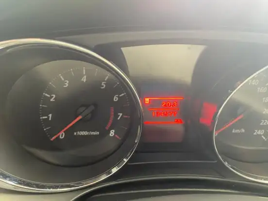 MITSUBISHI-ASX-2014