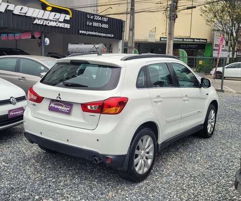 MITSUBISHI-ASX-2014