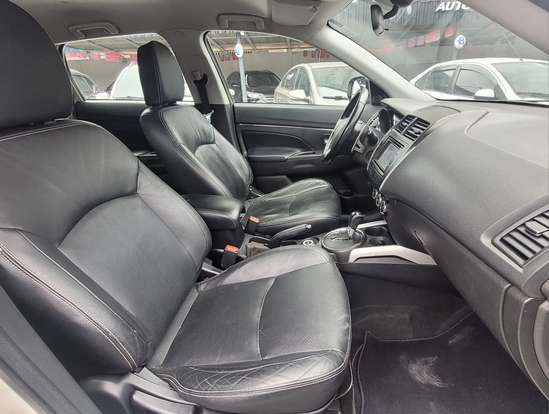 MITSUBISHI-ASX-2014