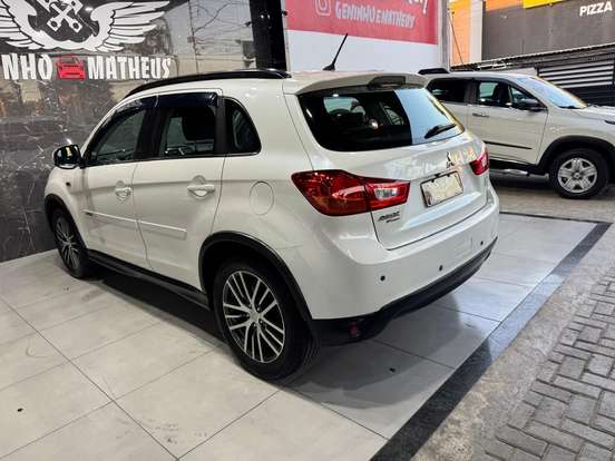 MITSUBISHI-ASX-2.0 AWD 16V FLEX 4P AUTOMÁTICO MITSUBISHI-ASX-2018
