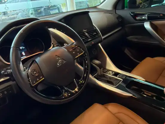 MITSUBISHI-ECLIPSE CROSS-1.5 MIVEC TURBO GASOLINA HPE-S S-AWC CVT MITSUBISHI-ECLIPSE CROSS-2024