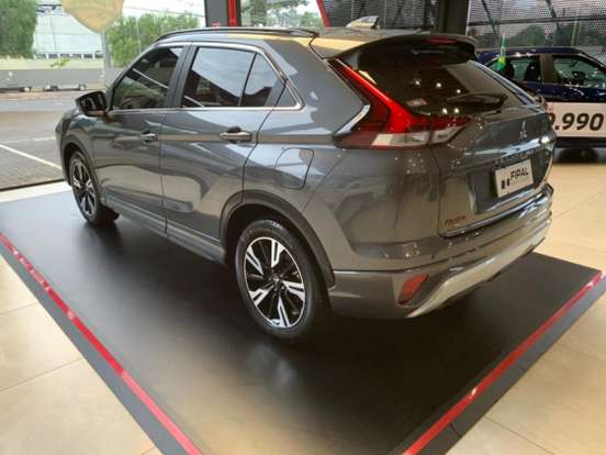MITSUBISHI-ECLIPSE CROSS-1.5 MIVEC TURBO GASOLINA HPE CVT MITSUBISHI-ECLIPSE CROSS-2023