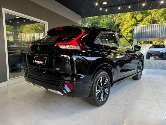 MITSUBISHI-ECLIPSE CROSS-2024