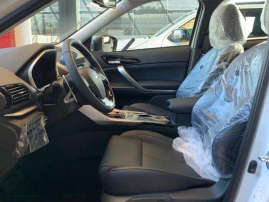MITSUBISHI-ECLIPSE CROSS-1.5 MIVEC TURBO GASOLINA HPE-S CVT MITSUBISHI-ECLIPSE CROSS-2026
