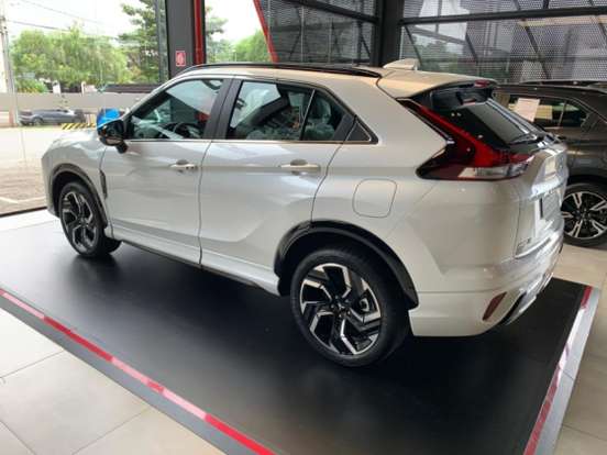 MITSUBISHI-ECLIPSE CROSS-1.5 MIVEC TURBO GASOLINA HPE-S S-AWC CVT MITSUBISHI-ECLIPSE CROSS-2026