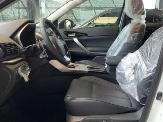 MITSUBISHI-ECLIPSE CROSS-1.5 MIVEC TURBO GASOLINA HPE-S S-AWC CVT MITSUBISHI-ECLIPSE CROSS-2026