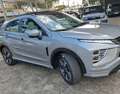 MITSUBISHI ECLIPSE CROSS 1.5 MIVEC TURBO GASOLINA HPE-S S-AWC CVT MITSUBISHI ECLIPSE CROSS 1.5 MIVEC TURBO GASOLINA HPE-S S-AWC CVT