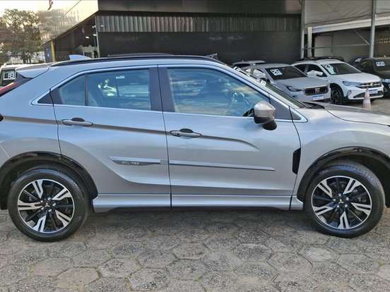 MITSUBISHI-ECLIPSE CROSS-1.5 MIVEC TURBO GASOLINA HPE-S S-AWC CVT MITSUBISHI-ECLIPSE CROSS-2024