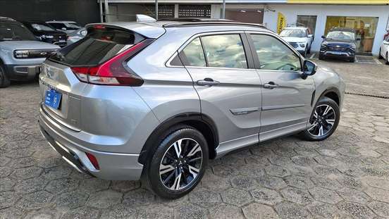MITSUBISHI-ECLIPSE CROSS-2024