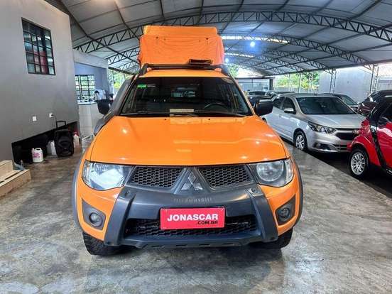 MITSUBISHI-L200 SAVANA-3.2 4X4 16V OFF TURBO INTERCOOLER DIESEL 4P MANUAL MITSUBISHI-L200 SAVANA-2015