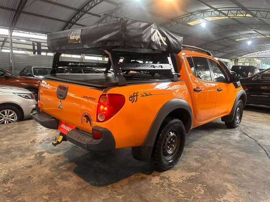 MITSUBISHI-L200 SAVANA-3.2 4X4 16V OFF TURBO INTERCOOLER DIESEL 4P MANUAL MITSUBISHI-L200 SAVANA-2015
