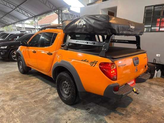 MITSUBISHI-L200 SAVANA-2015