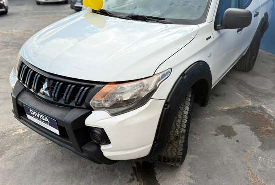 MITSUBISHI-L200 TRITON-2021