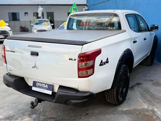MITSUBISHI-L200 TRITON-2.4 16V TURBO DIESEL OUTDOOR GLX CD 4X4 MANUAL MITSUBISHI-L200 TRITON-2021