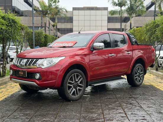 MITSUBISHI-L200 TRITON-2.4 16V TURBO DIESEL SPORT HPE TOP CD 4P 4X4 AUTOMÁTICO MITSUBISHI-L200 TRITON-2017