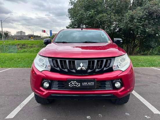 MITSUBISHI-L200 TRITON-2.4 16V TURBO DIESEL SPORT HPE TOP CD 4P 4X4 AUTOMÁTICO MITSUBISHI-L200 TRITON-2017