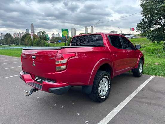 MITSUBISHI-L200 TRITON-2.4 16V TURBO DIESEL SPORT HPE TOP CD 4P 4X4 AUTOMÁTICO MITSUBISHI-L200 TRITON-2017