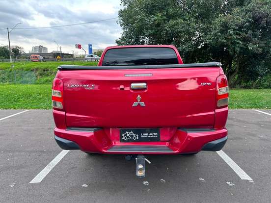 MITSUBISHI-L200 TRITON-2.4 16V TURBO DIESEL SPORT HPE TOP CD 4P 4X4 AUTOMÁTICO MITSUBISHI-L200 TRITON-2017