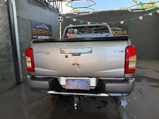 MITSUBISHI-L200 TRITON-2023