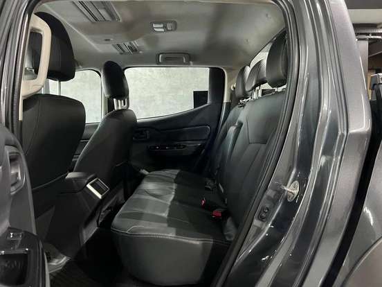 MITSUBISHI-L200 TRITON-2.4 16V TURBO DIESEL SPORT OUTDOOR PLUS CD 4P 4X4 AUTOMÁTICO MITSUBISHI-L200 TRITON-2024