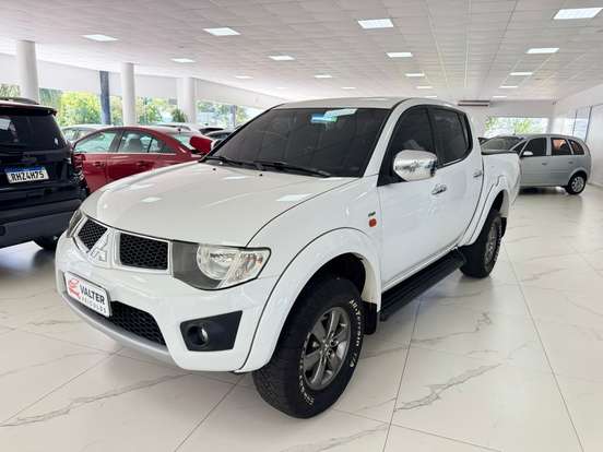 MITSUBISHI-L200 TRITON-2011