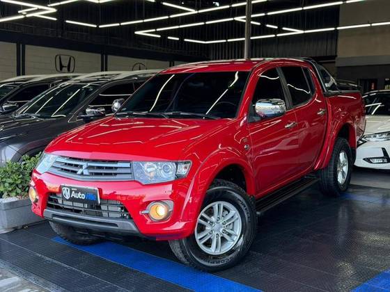 MITSUBISHI L200 TRITON 3.2 HPE 4X4 CD 16V TURBO INTERCOOLER DIESEL 4P AUTOMÁTICO