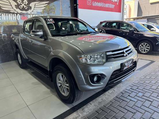 MITSUBISHI-L200 TRITON-3.2 HPE 4X4 CD 16V TURBO INTERCOOLER DIESEL 4P AUTOMÁTICO MITSUBISHI-L200 TRITON-2014