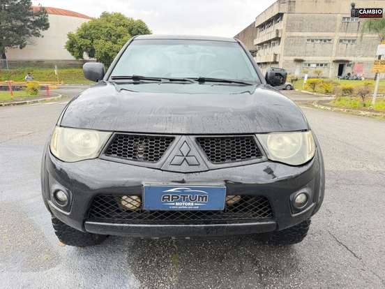 MITSUBISHI-L200 TRITON-2011