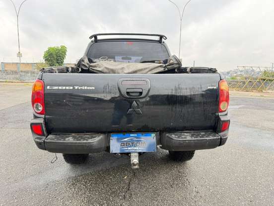 MITSUBISHI-L200 TRITON-3.2 HPE 4X4 CD 16V TURBO INTERCOOLER DIESEL 4P AUTOMÁTICO MITSUBISHI-L200 TRITON-2011