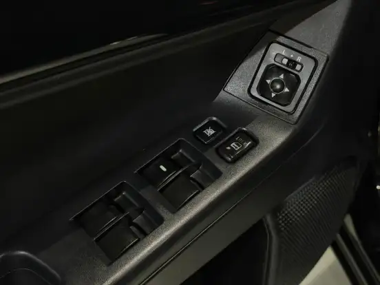MITSUBISHI-LANCER-2015