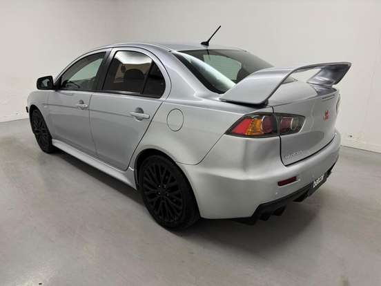 MITSUBISHI-LANCER-2.0 16V GASOLINA 4P AUTOMÁTICO MITSUBISHI-LANCER-2015