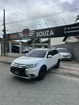 MITSUBISHI OUTLANDER 2.0 16V GASOLINA 4P AUTOMÁTICO