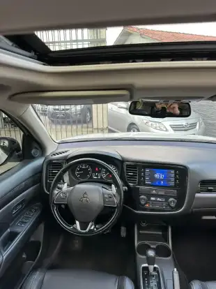 MITSUBISHI-OUTLANDER-2.0 16V GASOLINA 4P AUTOMÁTICO MITSUBISHI-OUTLANDER-2015